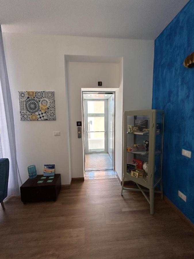 Hotel La Casa Di Matilde à Barcellona-Pozzo di Gotto Extérieur photo