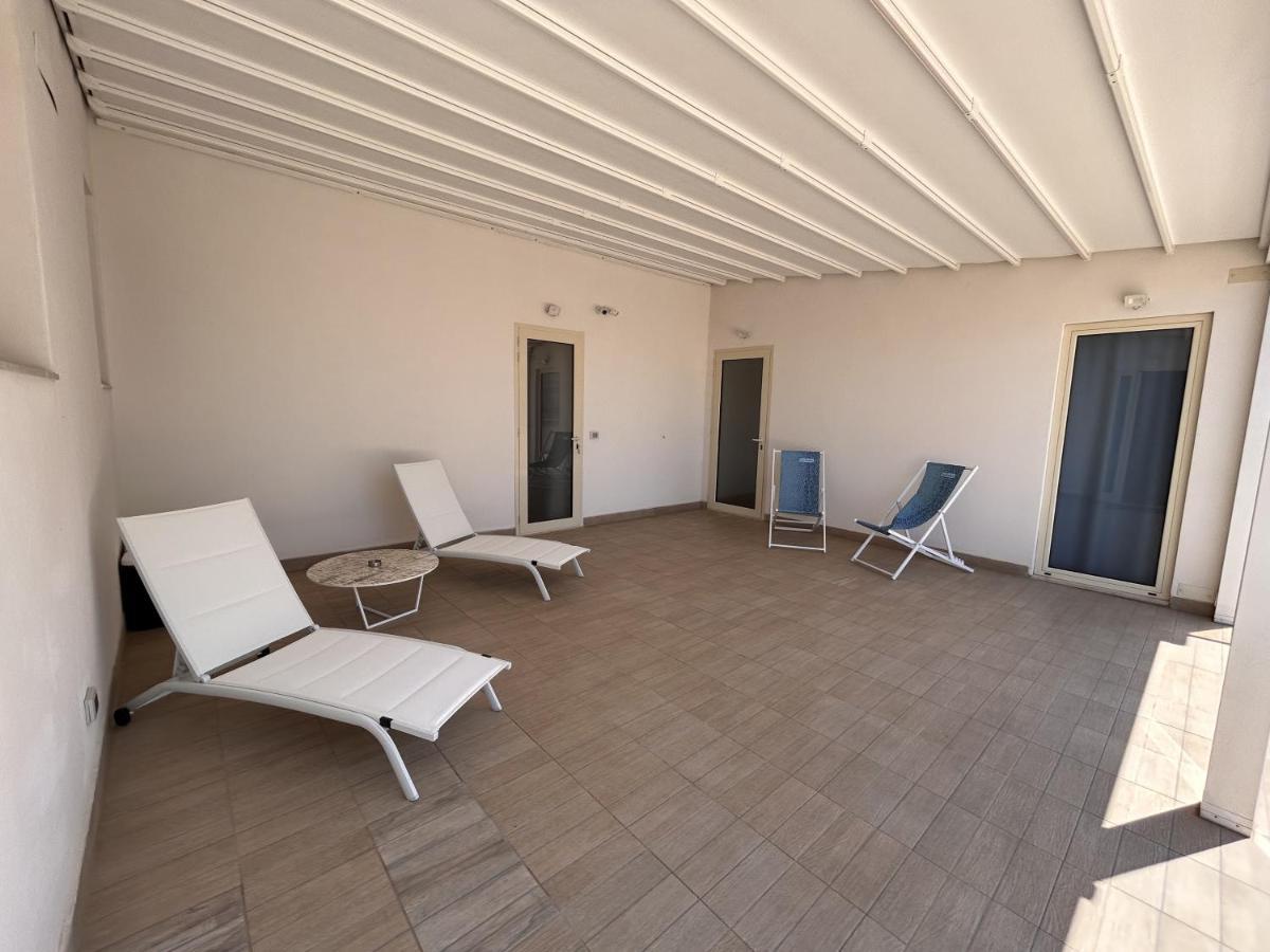 Hotel La Casa Di Matilde à Barcellona-Pozzo di Gotto Extérieur photo