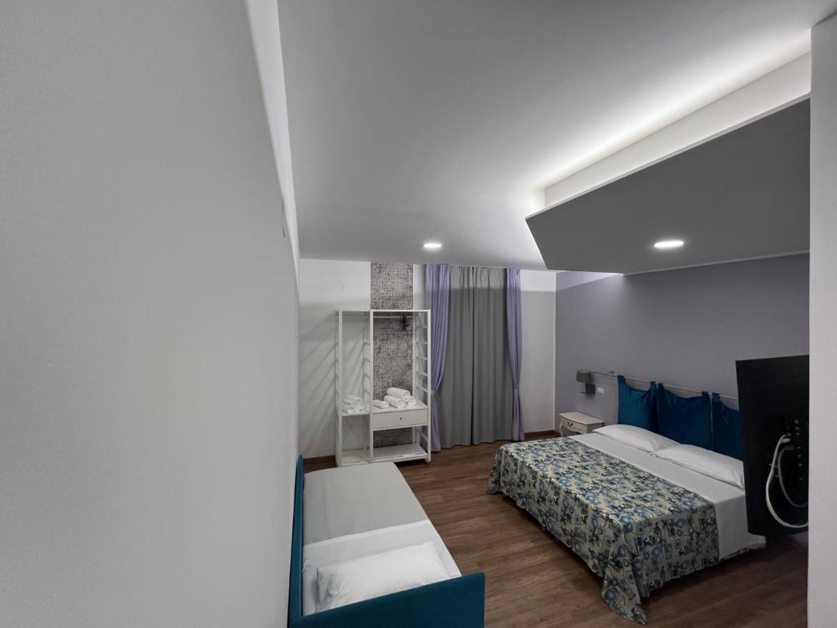 Hotel La Casa Di Matilde à Barcellona-Pozzo di Gotto Extérieur photo