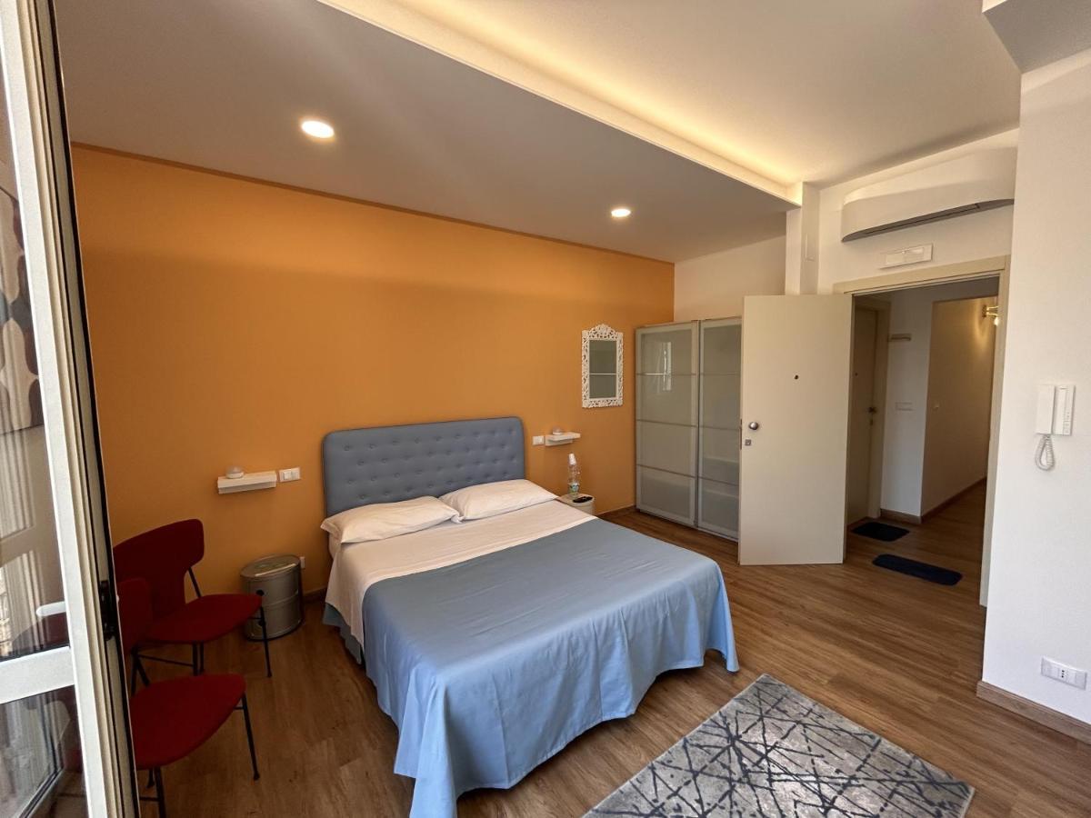 Hotel La Casa Di Matilde à Barcellona-Pozzo di Gotto Extérieur photo